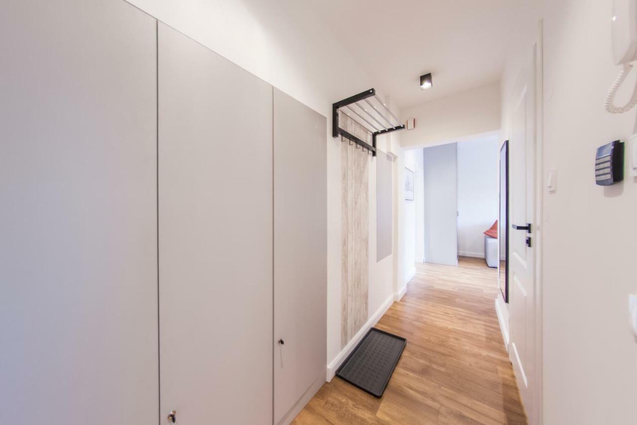 Family Luxury Comfort Old Town Apartament, 1-8, 2 Sypialnie I Salon, Parking W Cenie Gdansk Dış mekan fotoğraf
