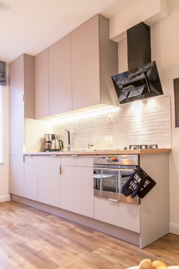 Family Luxury Comfort Old Town Apartament, 1-8, 2 Sypialnie I Salon, Parking W Cenie Gdansk Dış mekan fotoğraf