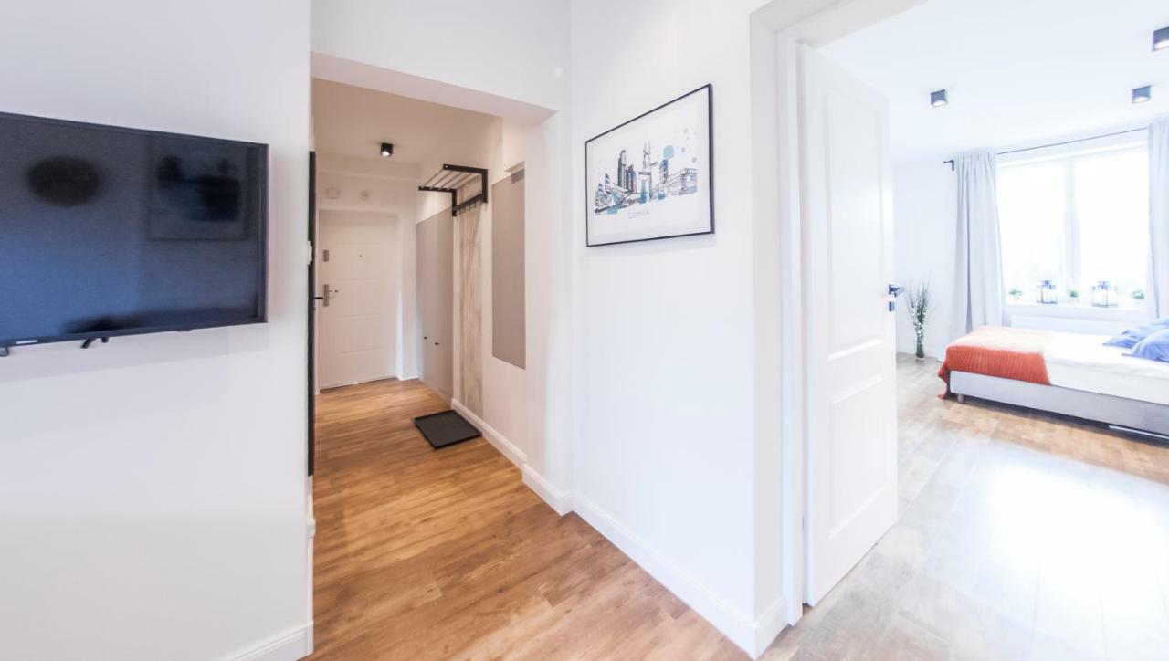 Family Luxury Comfort Old Town Apartament, 1-8, 2 Sypialnie I Salon, Parking W Cenie Gdansk Dış mekan fotoğraf